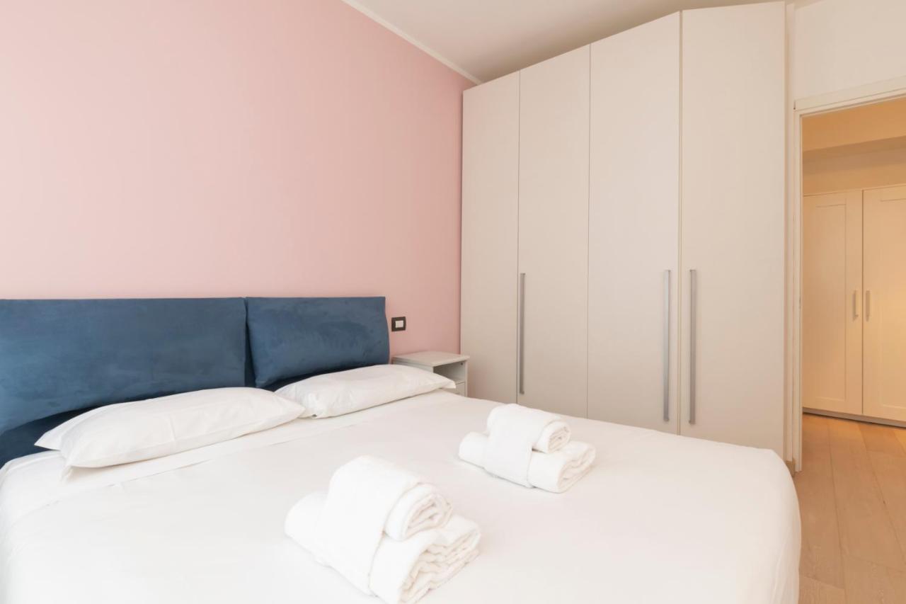 Luxury Apartment Near Bocconi Zamenhof 7 Milaan Buitenkant foto