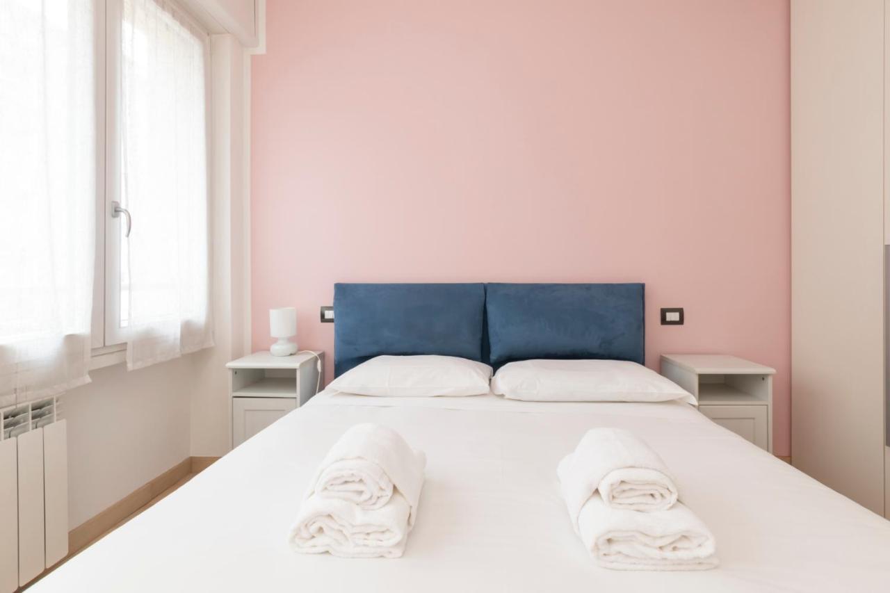 Luxury Apartment Near Bocconi Zamenhof 7 Milaan Buitenkant foto