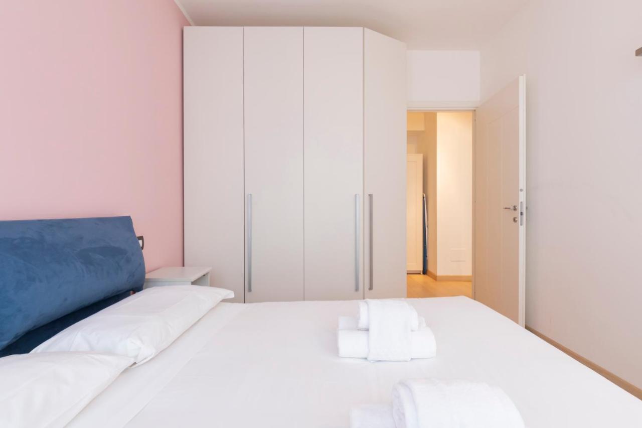Luxury Apartment Near Bocconi Zamenhof 7 Milaan Buitenkant foto