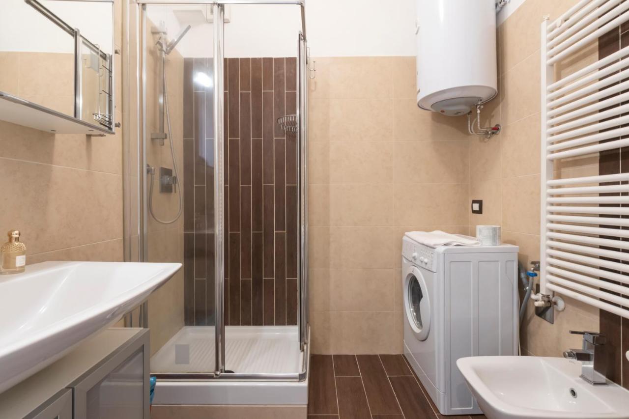 Luxury Apartment Near Bocconi Zamenhof 7 Milaan Buitenkant foto